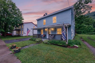 /international/us/14601-main-street-prattsville-ny-110120419837/