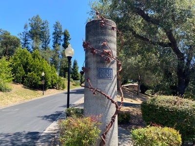 /international/us/3829-moss-hollow-court-santa-rosa-ca-110099298761/