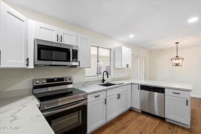 /international/us/102-w-17th-avenue-apache-junction-az-110100845433/?lang=de