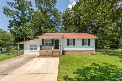 /international/us/1835-harts-ferry-road-ohatchee-al-110100568332/