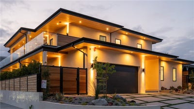 /international/us/461-nw-chabela-dr-manhattan-beach-ca-110101001439/?lang=en