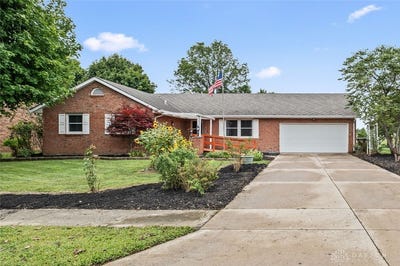 /international/us/429-meadowlark-lane-eaton-oh-110119507984/
