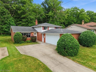 /international/us/6670-glenallen-avenue-solon-oh-110109054605/