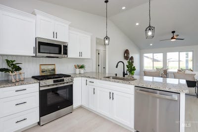 /international/us/958-sierra-st-vale-or-110107639405/