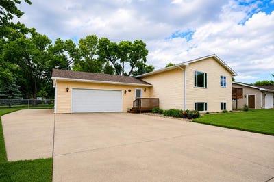 /international/us/705-sw-13th-avenue-aberdeen-sd-110108740423/