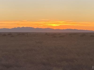 /international/us/county-rd-briggsdale-co-110106601752/