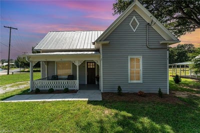 /international/us/105-fairground-road-east-bend-nc-110101331486/?lang=fr