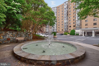/international/us/3310-n-leisure-world-boulevard-silver-spring-md-110108393676/