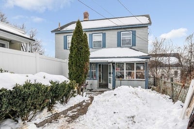 /international/us/105-third-street-lowell-ma-110106331594/