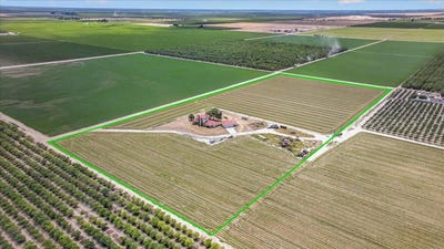 /international/us/19185-w-jensen-avenue-kerman-ca-110108491857/