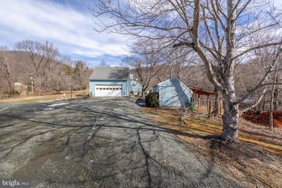 /international/us/165-brokenback-mountain-road-free-union-va-110100627474/