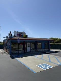 /international/us/2003-eich-road-eureka-ca-110099667489/?lang=zh-cn