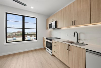 /international/us/634-central-pkwy-new-braunfels-tx-110106219750/