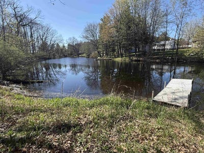 /international/us/lot-3-lakeview-court-friendship-wi-110099911886/