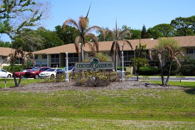 /international/us/1664-sunny-brook-lane-ne-palm-bay-fl-110106845737/