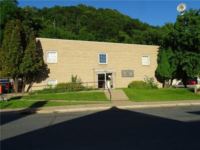 /international/us/317-s-2nd-street-alma-wi-110100681214/?lang=en