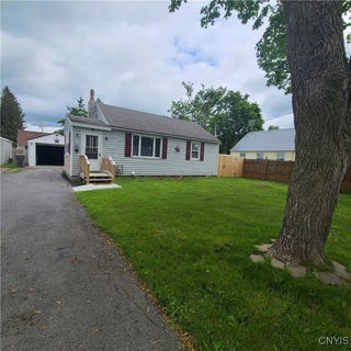 /international/us/119-s-crescent-drive-rome-ny-110099953231/