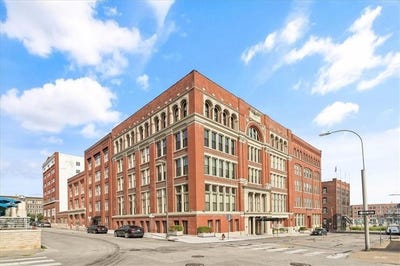 /international/us/612-central-street-kansas-city-mo-110100480479/