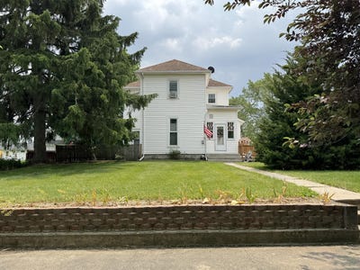 /international/us/210-e-second-street-rockford-oh-110099991094/