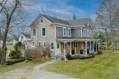 /international/us/7220-main-road-east-marion-ny-110106559272/
