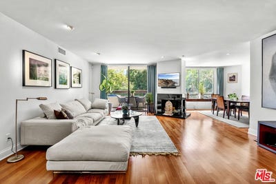 /international/us/851-n-kings-rd-west-hollywood-ca-110104587945/