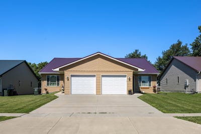 /international/us/208-s-main-street-baxter-ia-110109169188/