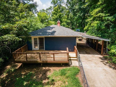 /international/us/301-twp-rd-158-chesapeake-oh-110100680240/
