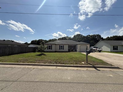 /international/us/608-marion-street-paragould-ar-110100268744/