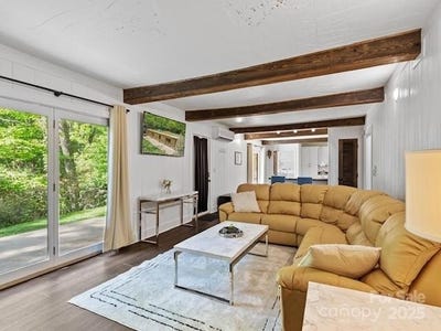 /international/us/167-simmons-ridge-road-spruce-pine-nc-110101309517/?lang=de
