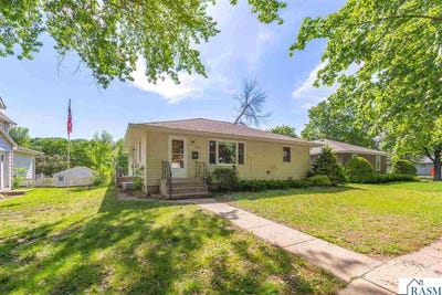 /international/us/921-n-payne-street-new-ulm-mn-110108301298/