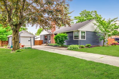 /international/us/213-n-emerson-street-mount-prospect-il-110108504903/