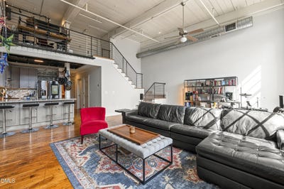 /international/us/1535-caraleigh-mills-court-raleigh-nc-110106219022/