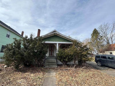 /international/us/213-s-12th-street-saginaw-mi-110108393231/