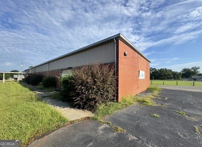 /international/us/214-hawkinsville-vienna-ga-110100898954/