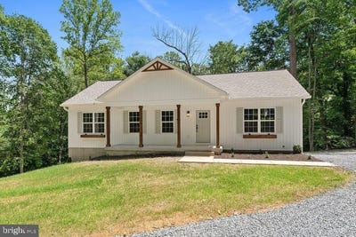 /international/us/12121-albano-road-barboursville-va-110108473825/
