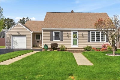 /international/us/123-royal-avenue-cranston-ri-110108029172/