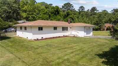 /international/us/152-mann-drive-chesapeake-va-110107691628/