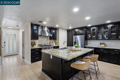 /international/us/102-vineyard-cir-yountville-ca-110108905490/