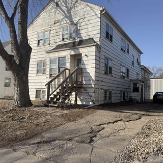 /international/us/21-w-1st-st-spencer-ia-110105961342/