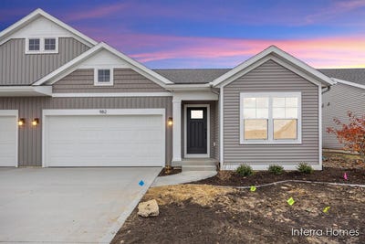 /international/us/982-scioto-drive-nw-comstock-park-mi-110103986350/