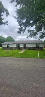 /international/us/210-s-gretchen-ave-chanute-ks-110108717479/