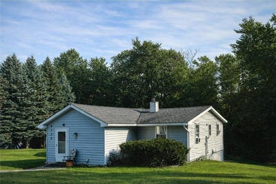 /international/us/4525-walnut-street-medina-mn-110107610386/