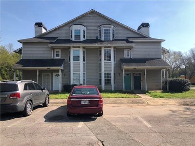 /international/us/9456-cypress-lane-jonesboro-ga-110106582864/
