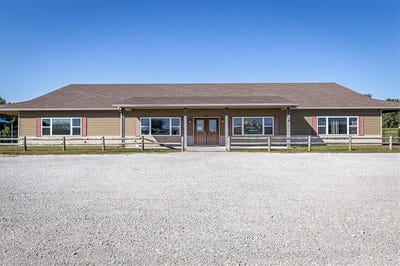 /international/us/3536-nw-gower-road-gower-mo-110108542984/