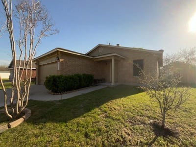 /international/us/169-spring-branch-loop-kyle-tx-110107489748/
