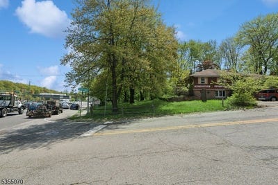 /international/us/2-woods-end-rd-parsippany-troy-hills-twp-nj-110099170219/