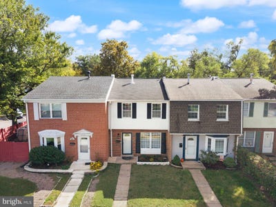 /international/us/14794-tamarack-place-woodbridge-va-110120718325/