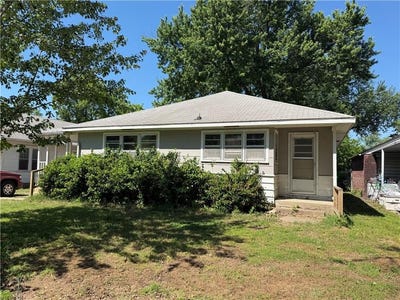 /international/us/1625-irving-street-independence-ks-110107860371/