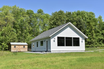 /international/us/33-hilton-terrace-willsboro-ny-110100019376/