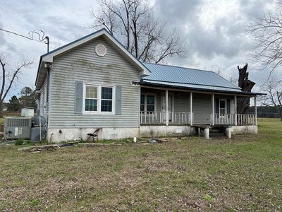 /international/us/145-wren-road-fitzgerald-ga-110107688258/